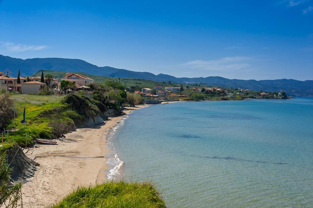 Villa Yakinthi Amoudi Bagian luar foto