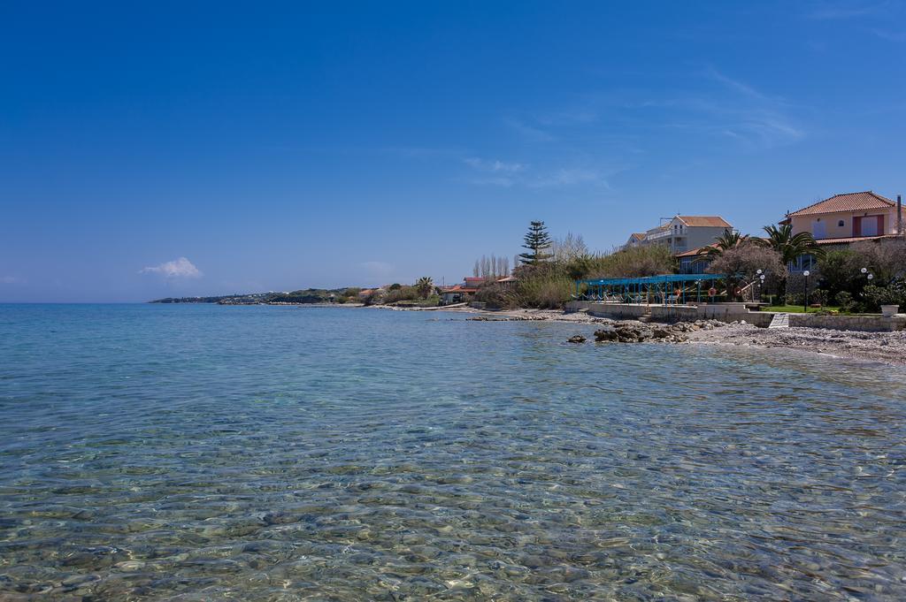 Villa Yakinthi Amoudi Bagian luar foto