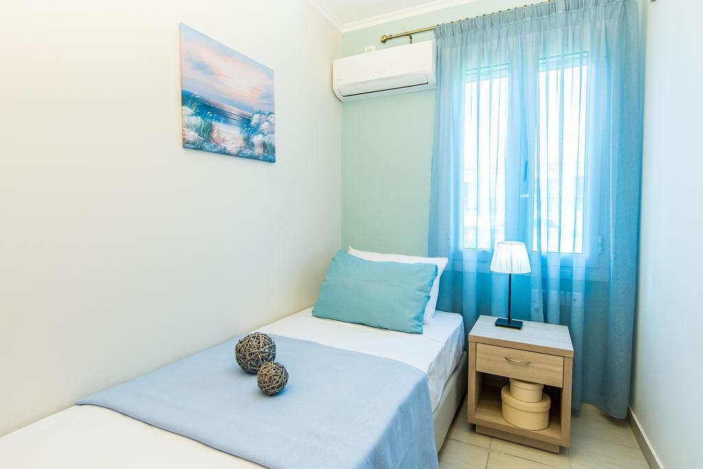 Villa Yakinthi Amoudi Bagian luar foto