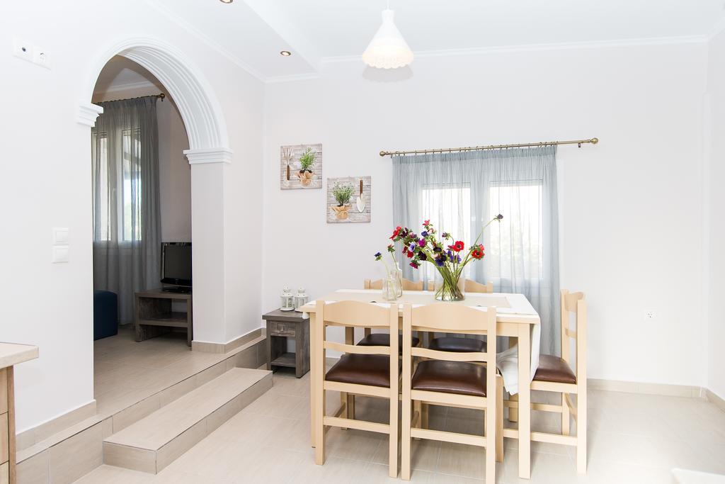 Villa Yakinthi Amoudi Bagian luar foto